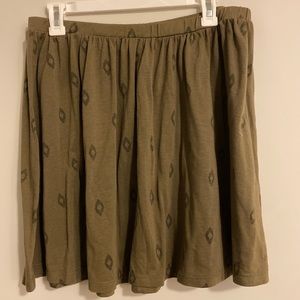 H&M olive green skirt